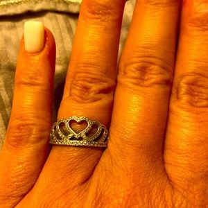 Pandora Tiara 👑 ring 💍